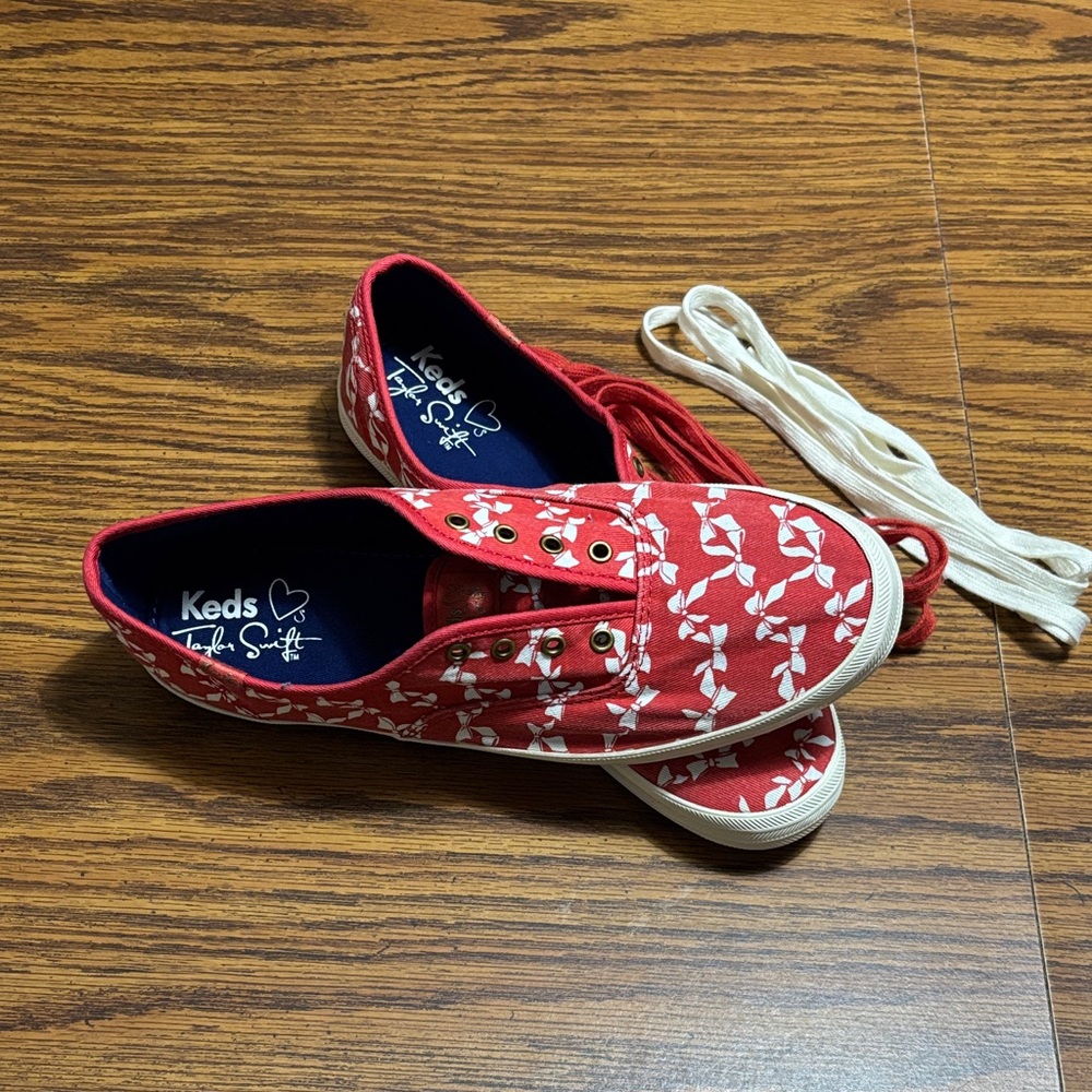 Keds Taylor Swift casual sneakers